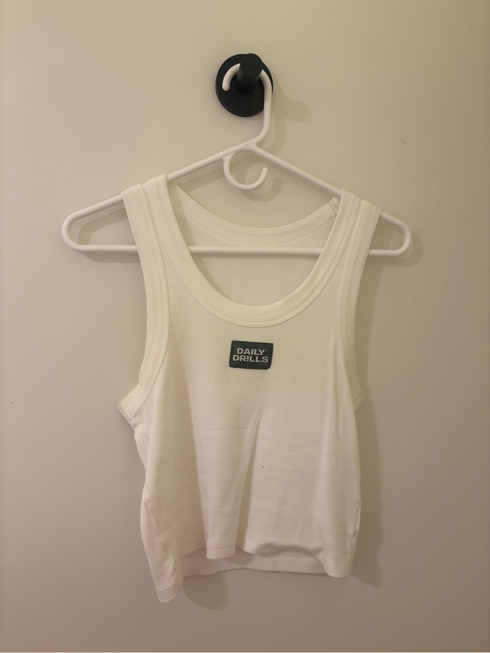 White daily drills ribbed logo tank